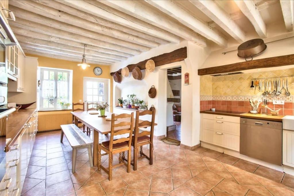 Domaine De Tardais, Ideal Famille Avec Piscine Et Nombreux Loisirs Senonches Luaran gambar